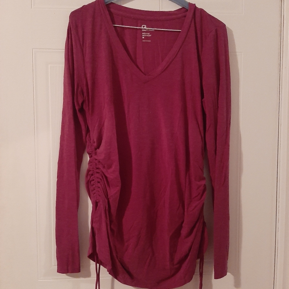 Gap Maternity shirt size medium
